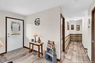 2256 S Cochran Rd, Charlotte, MI 48813 - Photo 20
