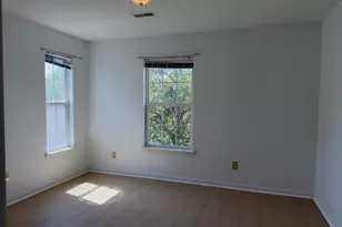 1085 Joyce Ln, Ann Arbor, MI 48103 - Photo 14