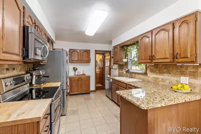 1843 Plymouth Terrace SE, Grand Rapids, MI 49506 - Photo 10
