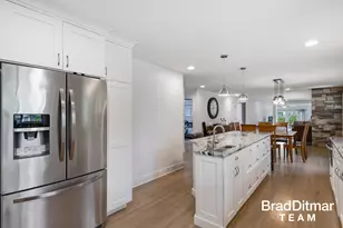 1350 Lake Grove Ave SE, East Grand Rapids, MI 49506 - Photo 14