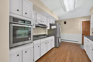 2000 Cascade Dr, Jackson, MI 49203 - Photo 10