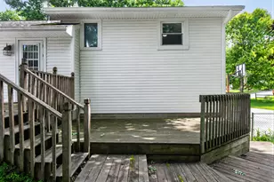 2000 Cascade Dr, Jackson, MI 49203 - Photo 32