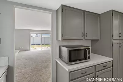280 Winsted Avenue, Holland, MI 49423 - Photo 18