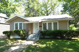 183 Searles Ave, Benton Harbor, MI 49022 - Photo 2