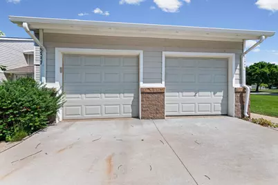 22559 Cranbrooke Drive, Novi, MI 48375 - Photo 4