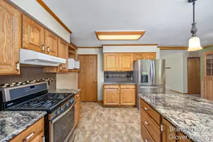 6660 Vinton Ave NW, Comstock Park, MI 49321 - Photo 6