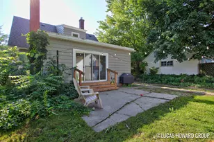 1045 Diamond Ave NE, Grand Rapids, MI 49503 - Photo 26