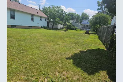 305 Chestnut Avenue, Hazel Park, MI 48030 - Photo 16
