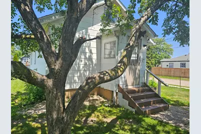 305 Chestnut Avenue, Hazel Park, MI 48030 - Photo 2
