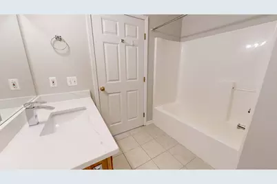 2854 S Knightsbridge Circle, Ann Arbor, MI 48105 - Photo 14