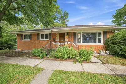 204 Edgewood Place Place, Ferndale, MI 48220 - Photo 1
