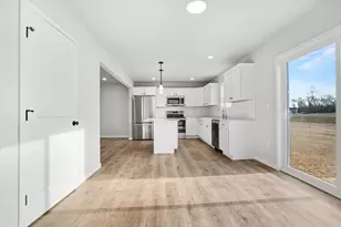 1005 Vertex Cir, Kalamazoo, MI 49009 - Photo 8
