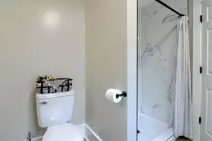 127 Bates St, Jackson, MI 49202 - Photo 24