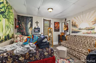 238 Travis St NE, Grand Rapids, MI 49505 - Photo 10