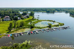 18082 Hammond Bay Dr, Spring Lake, MI 49456 - Photo 14