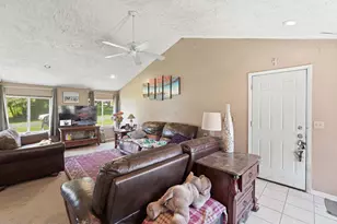 209 Cardinal Ave, Battle Creek, MI 49037 - Photo 6