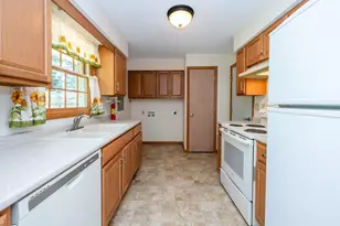 6830 E Napier Ave, Benton Harbor, MI 49022 - Photo 26