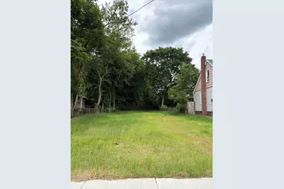 814 E North Street, Jackson, MI 49202 - Photo 1