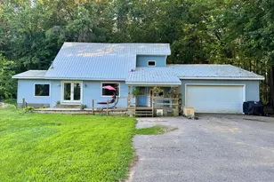 9462 E Colby Rd, Crystal, MI 48818 - Photo 1
