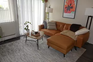 2317 Packard St, Ann Arbor, MI 48104 - Photo 2