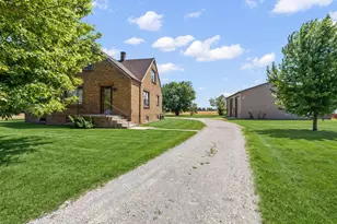 3520 N Towerline Rd, Saginaw, MI 48601 - Photo 20