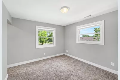 823 Benson Avenue NE, Grand Rapids, MI 49503 - Photo 6