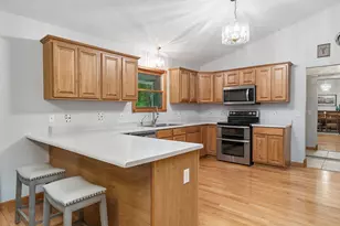 5602 Emneth Ave, Kalamazoo, MI 49009 - Photo 8