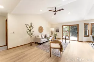 1385 Shaw Ct NE, Rockford, MI 49341 - Photo 6