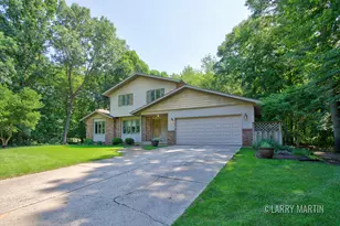 3752 Greensview Ct, Dorr, MI 49323 - Photo 24
