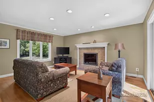 3752 Greensview Ct, Dorr, MI 49323 - Photo 6
