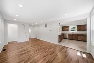 315 Kenneth St, Jackson, MI 49203 - Photo 10
