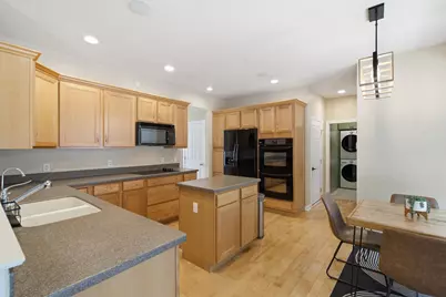 5250 Stapleton Drive, Kalamazoo, MI 49009 - Photo 10
