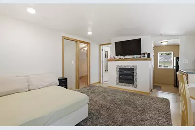 312 Woodland, Six Lakes, MI 48886 - Photo 8