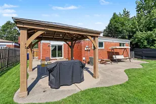 32506 Shawn Dr, Warren, MI 48088 - Photo 24