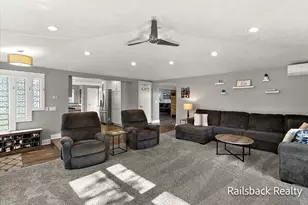 85 Orchard Dr NW, Sparta, MI 49345 - Photo 6
