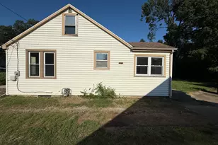 33037 Pokagon Hwy, Niles, MI 49120 - Photo 2