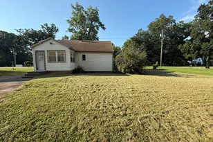 33037 Pokagon Hwy, Niles, MI 49120 - Photo 6