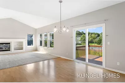 8626 Suntree Lane, Zeeland, MI 49464 - Photo 10