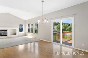 8626 Sun Tree Ln, Zeeland, MI 49464 - Photo 10