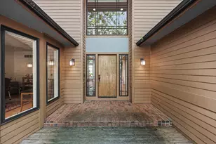 685 Green Rd, Ann Arbor, MI 48105 - Photo 10