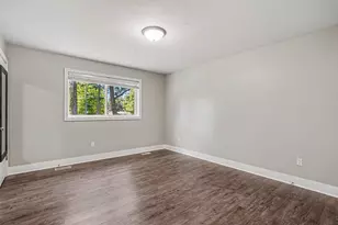 86 Dunton Ave, Holland, MI 49424 - Photo 12