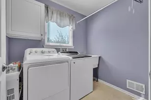 2690 Chateau Ct, Ann Arbor, MI 48103 - Photo 30
