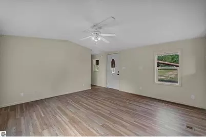 4622 Vista Valley Trail, Mesick, MI 49668 - Photo 16