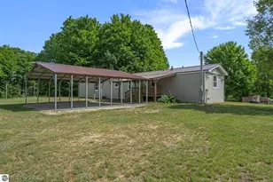 4622 Vista Valley Trail, Mesick, MI 49668 - Photo 4