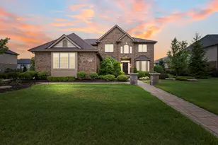 51847 Pierce Dr, Northville, MI 48167 - Photo 2