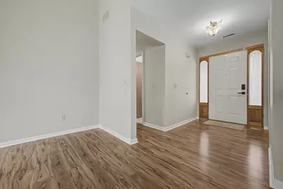 32887 Chapman Circle, Westland, MI 48185 - Photo 4