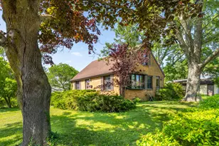 2308 Coles Ave, Saint Joseph, MI 49085 - Photo 1