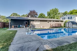 109 Parkshore Dr, Battle Creek, MI 49014 - Photo 4