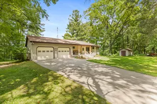 730 W Evergreen Rd, Sidney, MI 48885 - Photo 4
