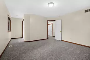 5151 Autumn Glen St, Kalamazoo, MI 49009 - Photo 22